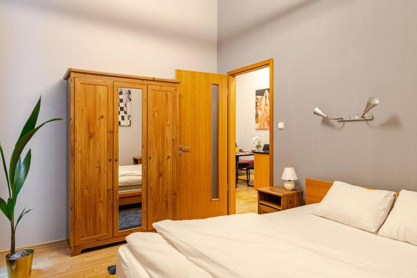Pillow Heaven Budapest Ngoại thất bức ảnh